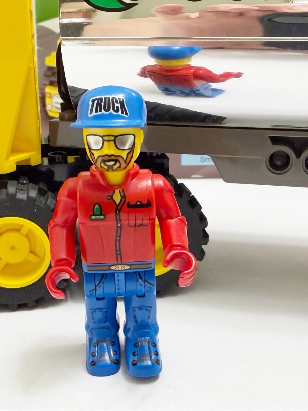 LEGO | Vintage 4 Juniors Octan Tanker Truck Complete Set 4654 LEGO City Rare